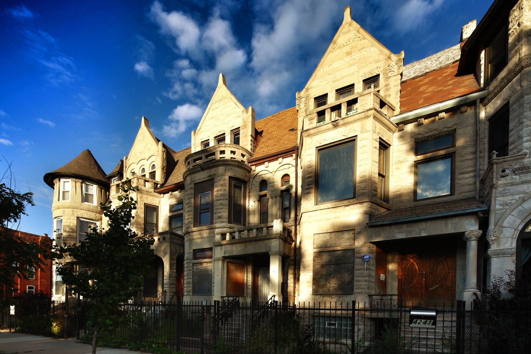 » 43rd Street Bronzeville Walking Tour, Part 1 Greystones Chicago