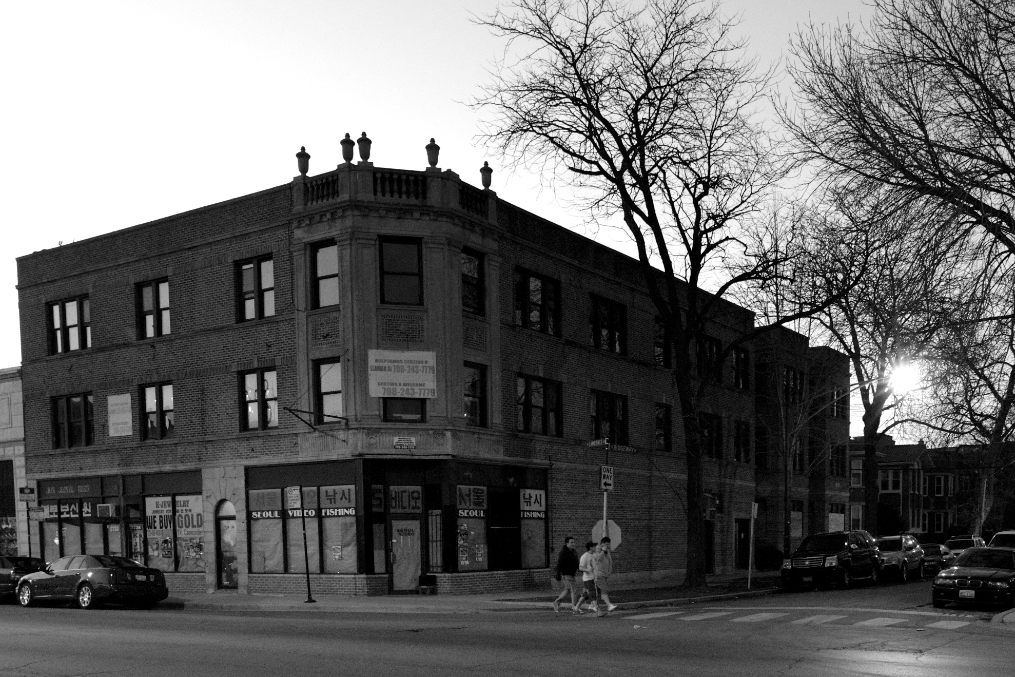 » A Walking Tour of Albany Park’s Corner Buildings Chicago Patterns