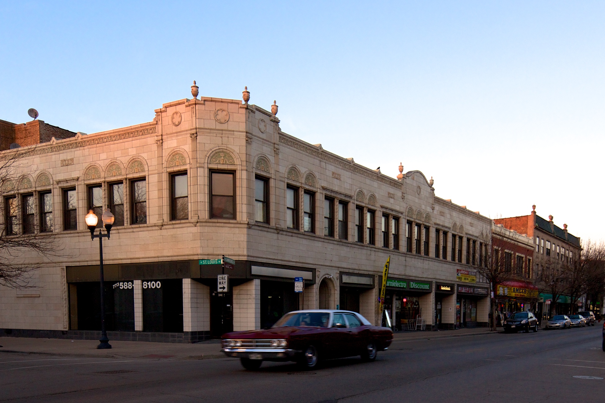 » A Walking Tour of Albany Park’s Corner Buildings Chicago Patterns